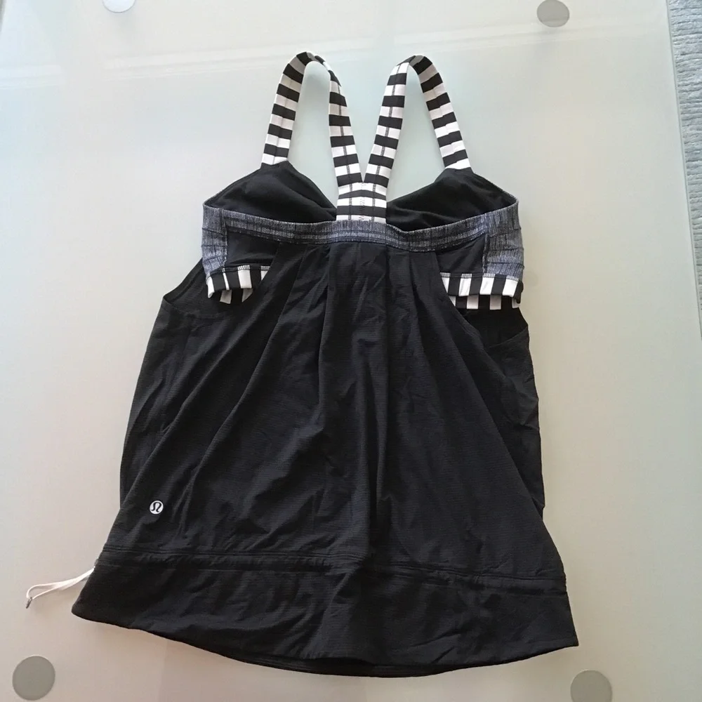 Lululemon Rest Less Tank Luxtreme Black Burlap Texture Apex Stripe Dune‎ 8